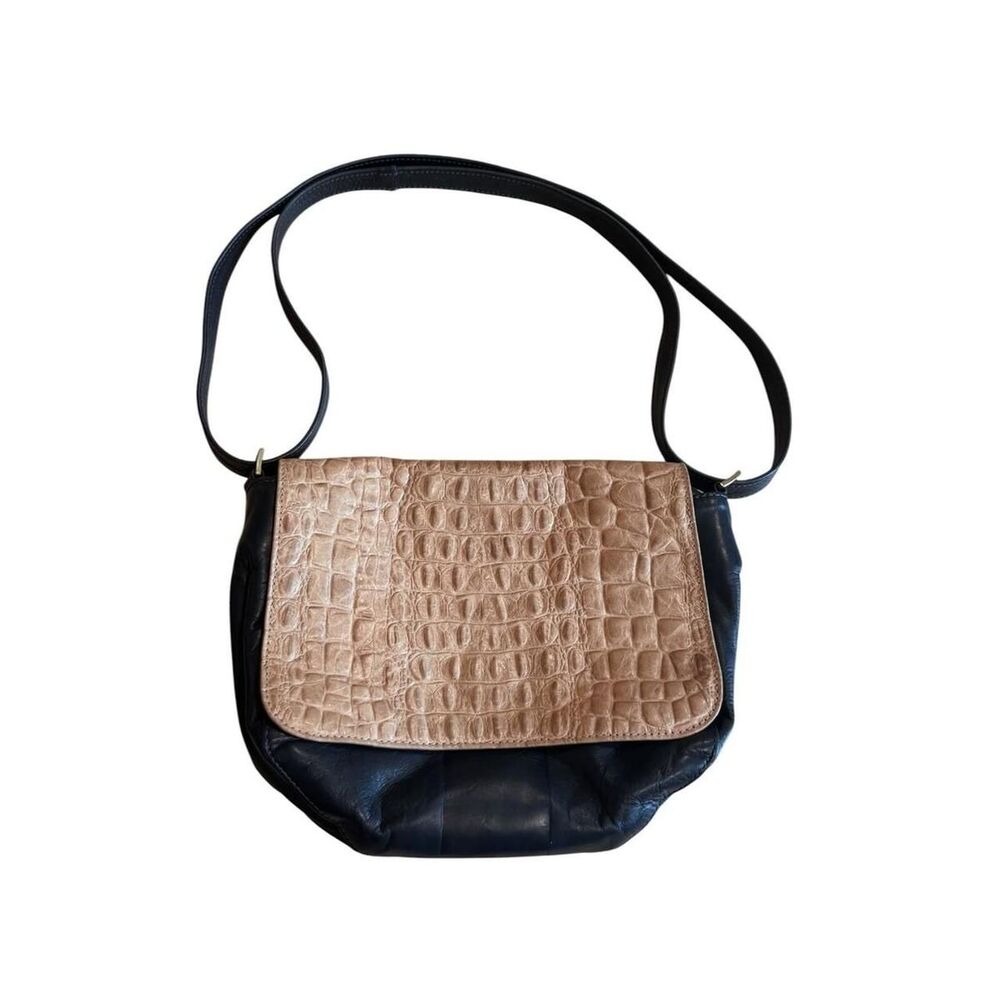 Clare-v Women's Black and Cream Bag